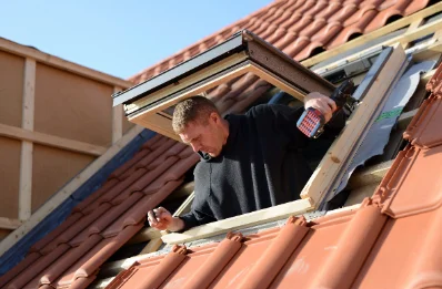 Pose de fenêtres de toit Velux à Clessé